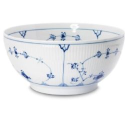 Blue Fluted Plain 9.5", 3.25 quart Bowl