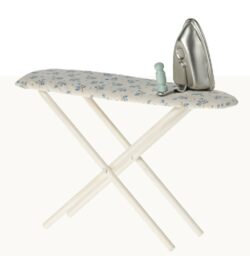 Iron & Ironing Board