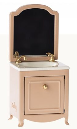 Mouse – Sink Dresser with Mirror