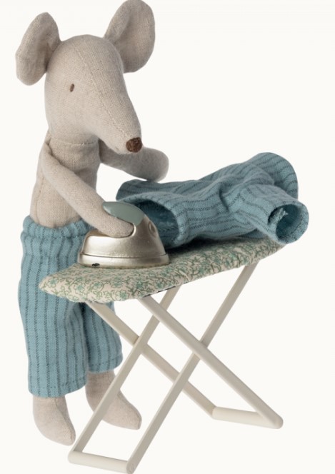 Mouse – Iron & Ironing Board - Image 2