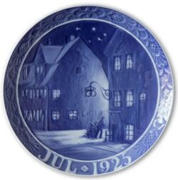1925 Royal Copenhagen Christmas Plate