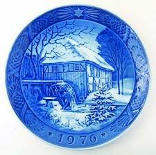 1976 Royal Copenhagen Christmas Plate