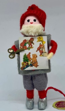 2026 Anne Beate Design – Santa with Cutout Kravlenisser
