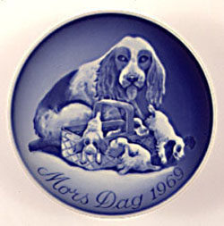 1969 "Dog and Puppies"