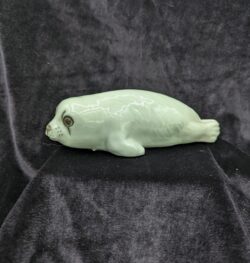 Seal Laying Flat