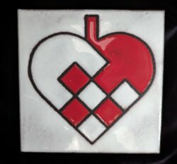 Danish Woven Heart Tile