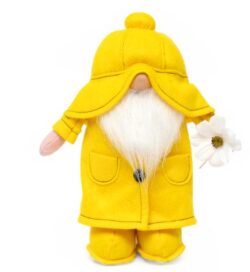 Raincoat Gnome w/Daisy