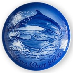 2000 "Dolphin with Calf"
