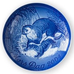 2004 "Otter with Young"