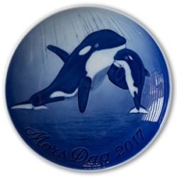 2017 "Orca with Calf"