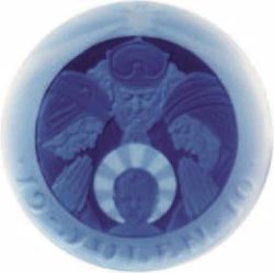 1910 Royal Copenhagen Christmas Plate