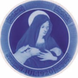 1920 Royal Copenhagen Christmas Plate