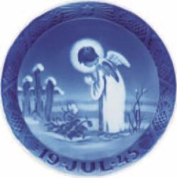 1945 Royal Copenhagen Christmas Plate