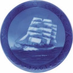 1961 Royal Copenhagen Christmas Plate