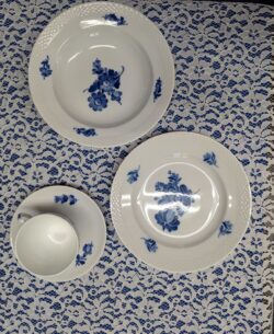 Royal Copenhagen Blue Flowers Braided Set of 4